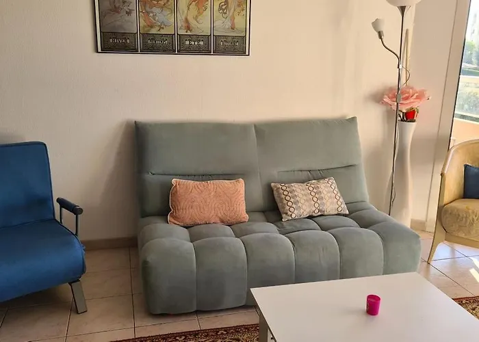Appartement Vue Mer Sur Les Hauteurs De Nice